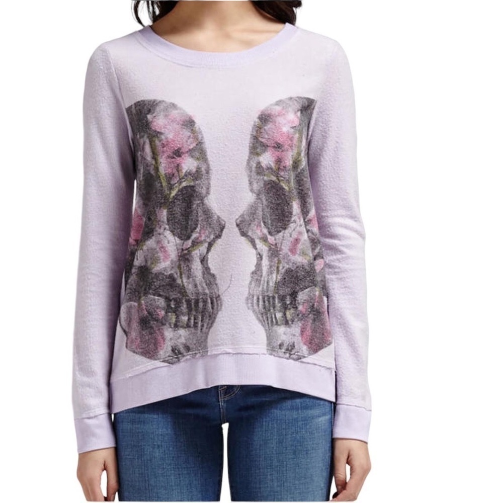 Chaser Twin Skulls Crew Neck Sweatshirt Top Size Medium in Pale Lavender